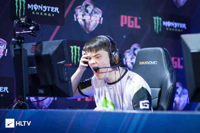 却依然在绿 却依然在绿